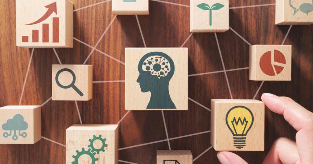 社会人基礎力とは？3つの能力と12の要素の必要性と鍛え方